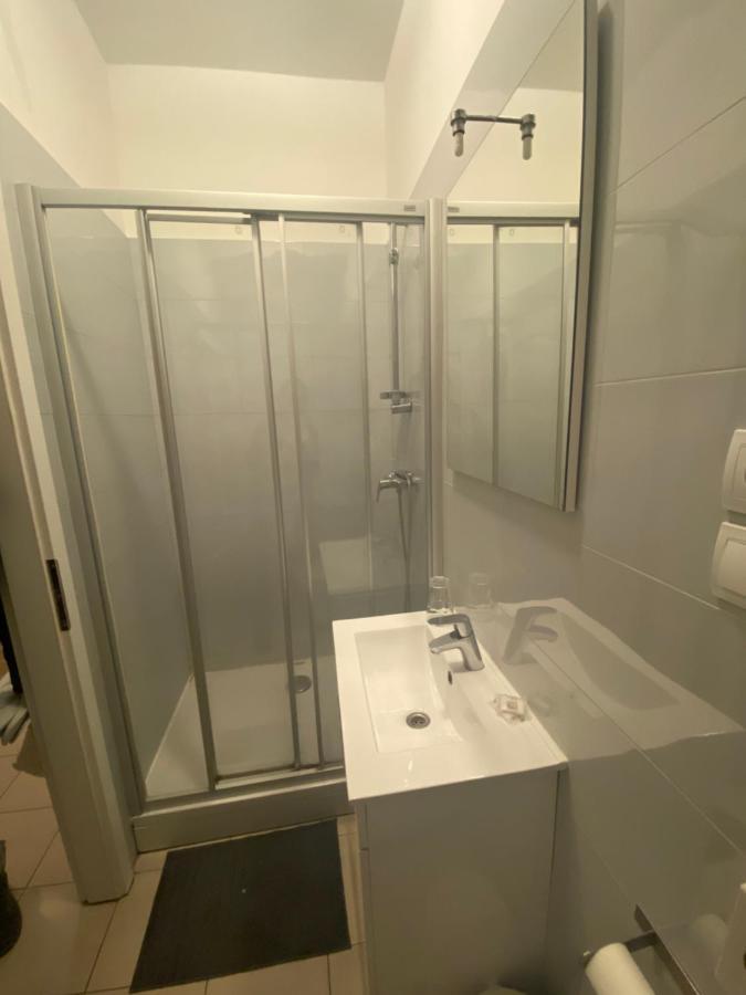Rooms And Apartments Nokturno Загреб Екстериор снимка