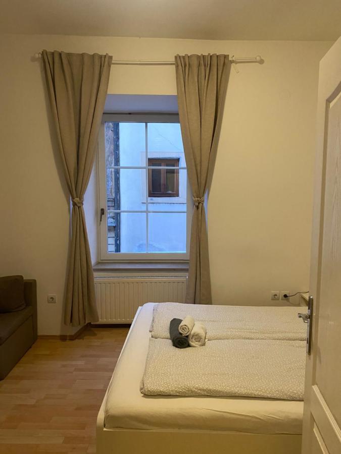 Rooms And Apartments Nokturno Загреб Екстериор снимка